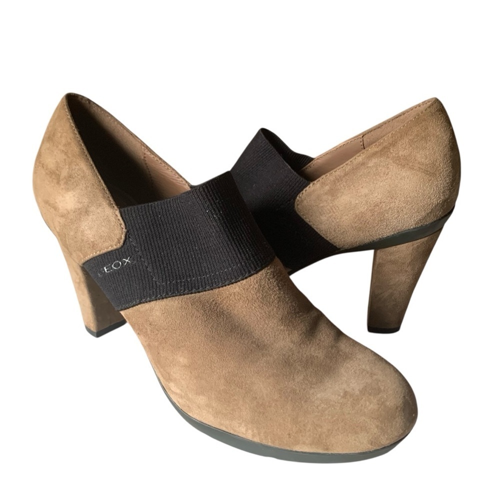 Geox Suede Pumps Respira Tech Slip-on Instep Band Beige/Black H3” Size 38